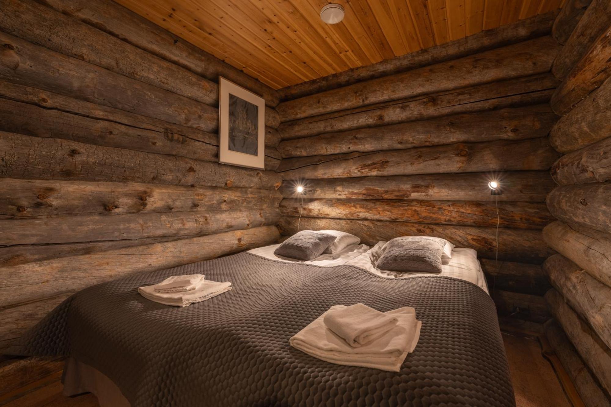 Kuukkeli Log Houses Villa Aurora "Pupula" Сааріселькя Екстер'єр фото
