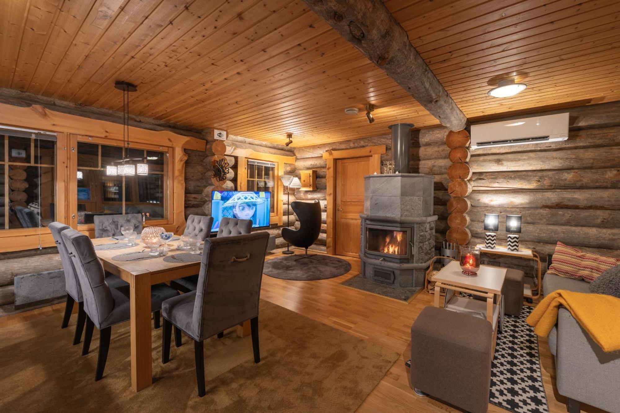 Kuukkeli Log Houses Villa Aurora "Pupula" Сааріселькя Екстер'єр фото