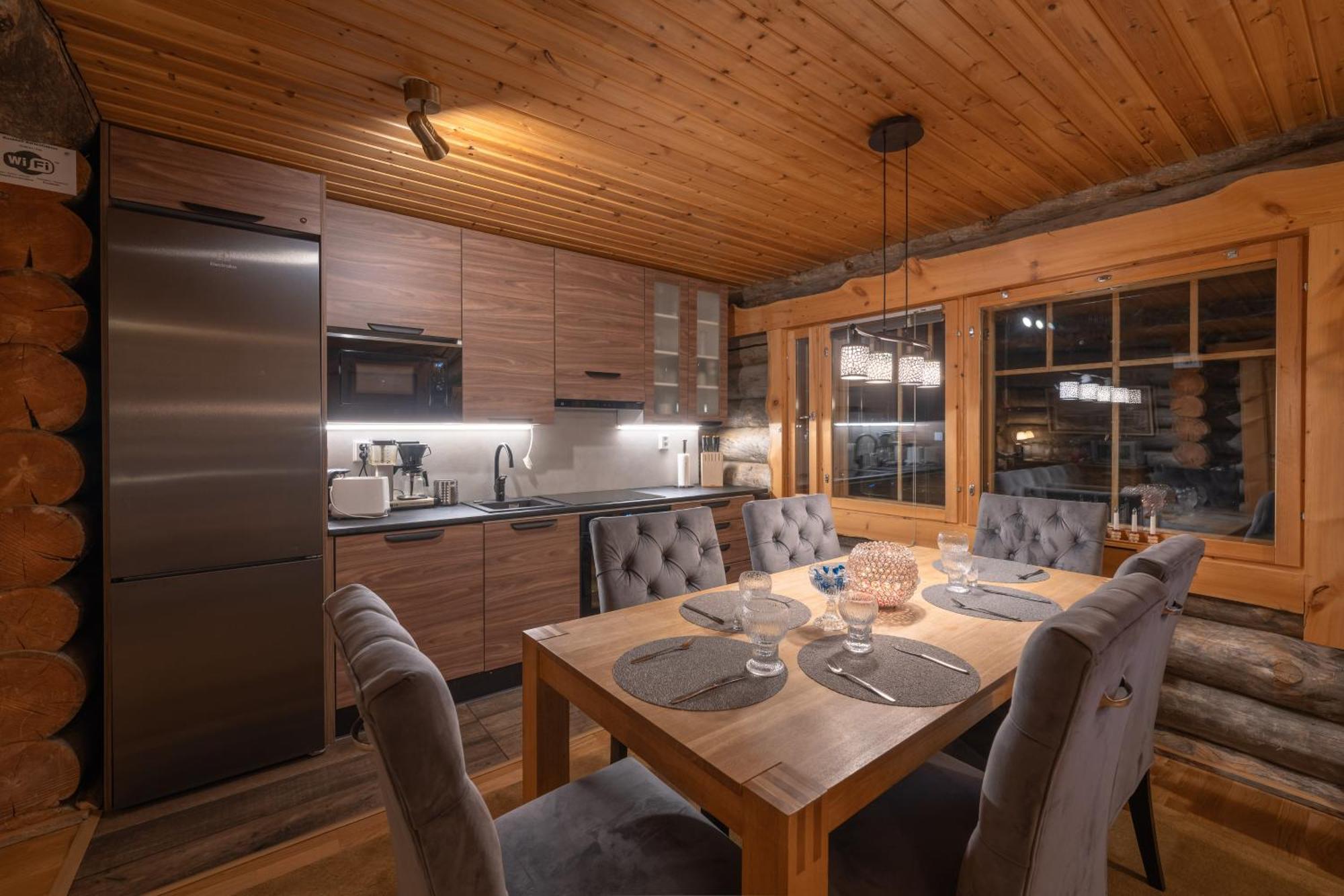 Kuukkeli Log Houses Villa Aurora "Pupula" Сааріселькя Екстер'єр фото